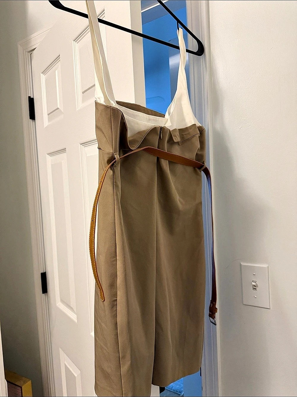 Zara Women's Midi Dress in Brown Size Medium Like New